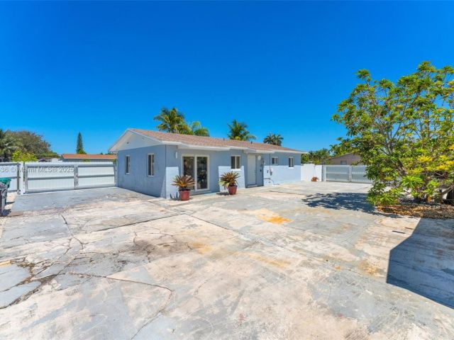 Продажа дома по адресу 30701 SW 156th Ave - фото 6041588