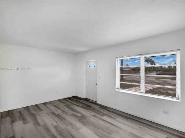 Продажа дома по адресу 15351 SW 296th St - фото 6032173