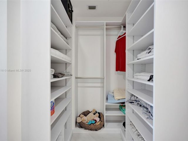 Продажа квартиры #808 - фото 6034072