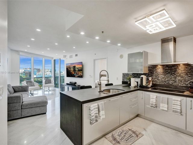 Продажа квартиры #808 - фото 6034080