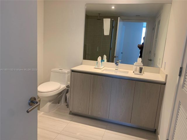 Продажа квартиры #R3407 - фото 6032901