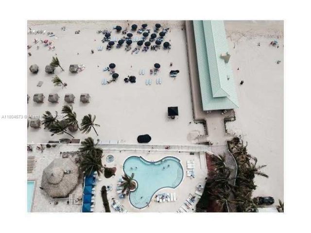 Продажа квартиры #3601 - фото 6033123