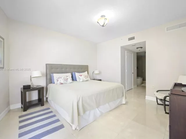 Продажа квартиры #1202 - фото 6033526