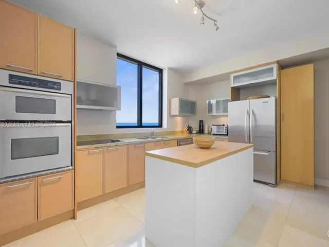 Продажа квартиры #1202 - фото 6033528