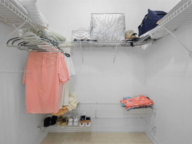 Продажа квартиры #1202 - фото 6033521