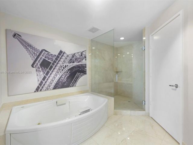 Продажа квартиры #1202 - фото 6033523