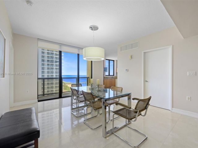 Продажа квартиры #1202 - фото 6033533