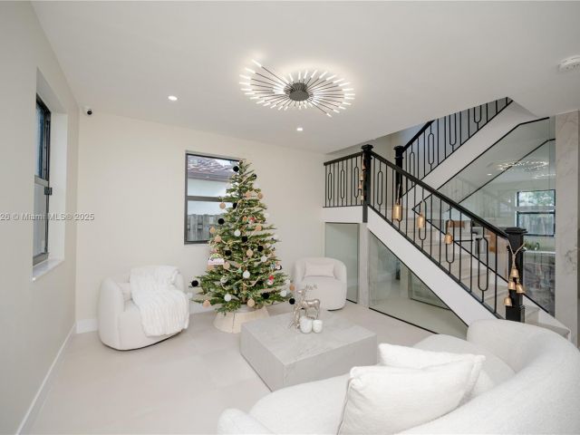 Продажа дома по адресу 15282 SW 173rd Ln - фото 6032607