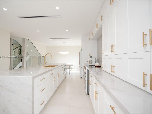 Продажа дома по адресу 15282 SW 173rd Ln - фото 6032618