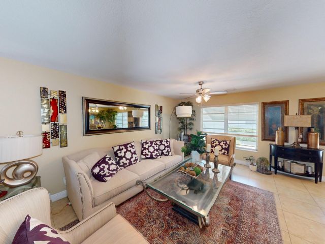 Продажа дома по адресу 1630 40th Street - фото 6034570