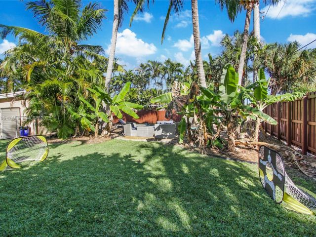 Дом в аренду по адресу 2708 Cleveland St - фото 6033551