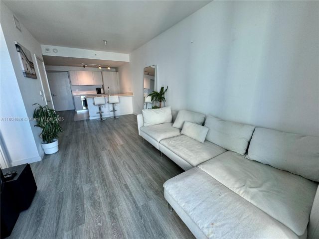 Продажа квартиры #2903 - фото 6033389