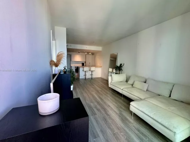 Продажа квартиры #2903 - фото 6033388