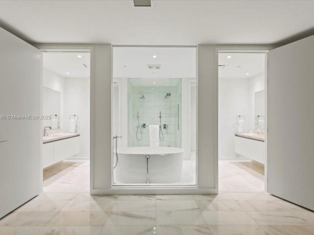 Продажа квартиры #3903 - фото 6045947