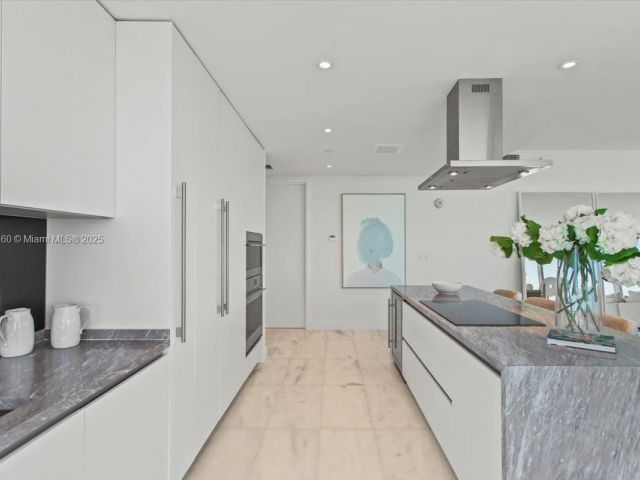 Продажа квартиры #3903 - фото 6045952