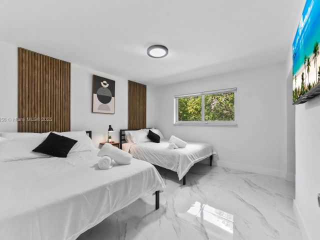 Дом в аренду по адресу 1631 N 29th Ct - фото 6033605