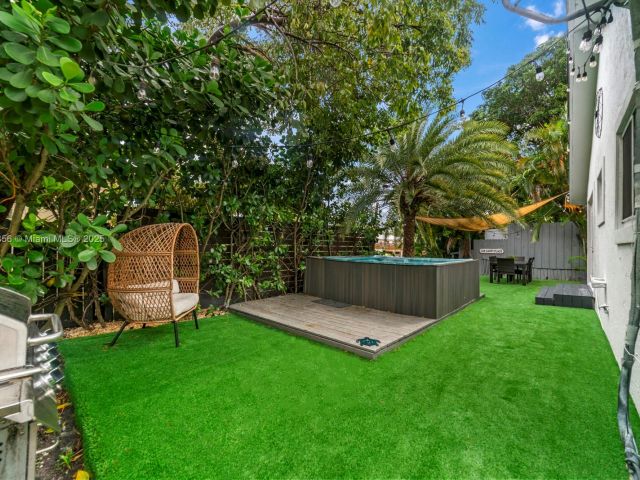 Дом в аренду по адресу 1631 N 29th Ct - фото 6033613