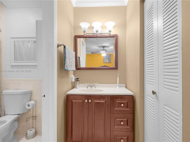 Продажа дома по адресу 19251 SW 118th Ct - фото 6033826