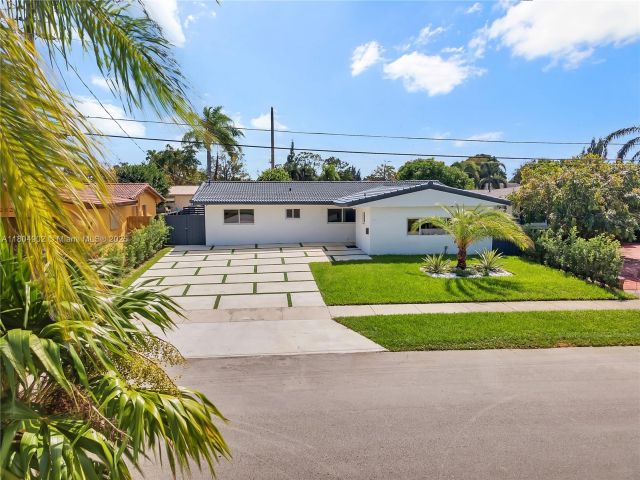 Дом в аренду по адресу 2828 Cleveland St - фото 6033589