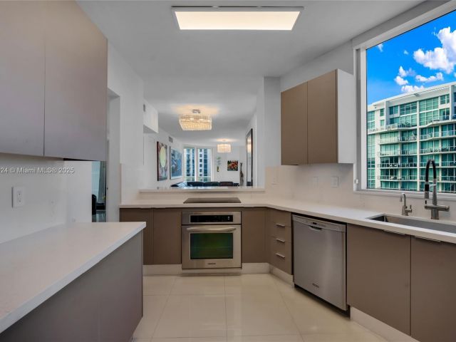 Продажа квартиры #602 - фото 6063734