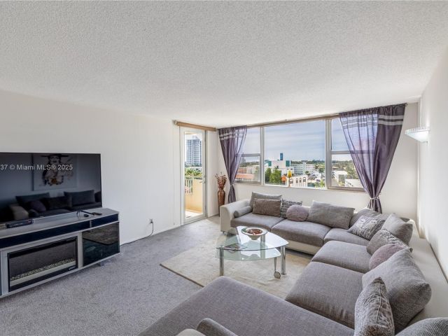 Продажа квартиры #718 - фото 6037046