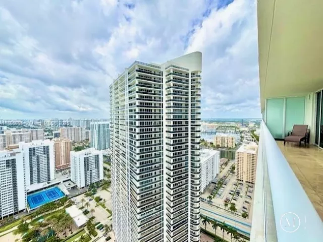 Квартира в аренду номер3702 - фото 6036708