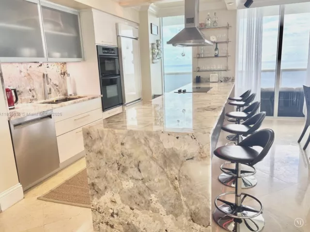 Квартира в аренду номер3702 - фото 6036695