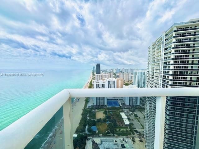 Квартира в аренду номер3702 - фото 6036701