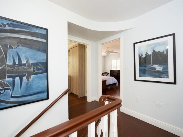 Дом в аренду по адресу 2855 SW 17th Ave - фото 6040054