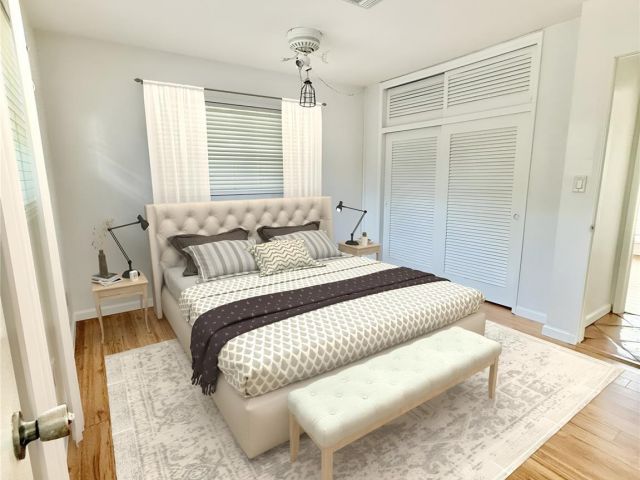 Продажа дома по адресу 341 SE 8th St - фото 6043689