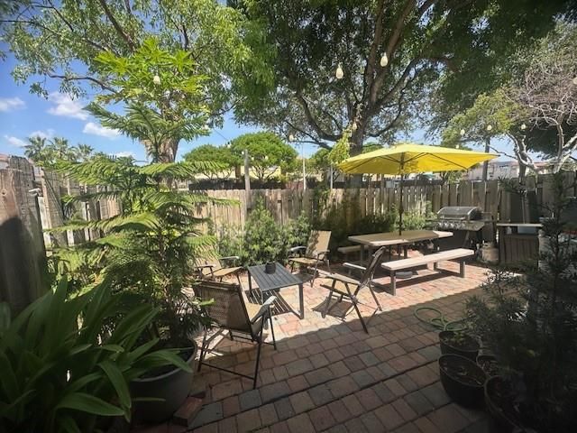 Продажа дома по адресу 8691 NW 112th Ct - фото 6038227