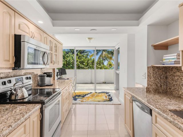 Продажа квартиры #411 - фото 6040504