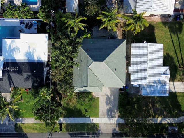 Продажа дома по адресу 1812 SW 10th Ave - фото 6038979