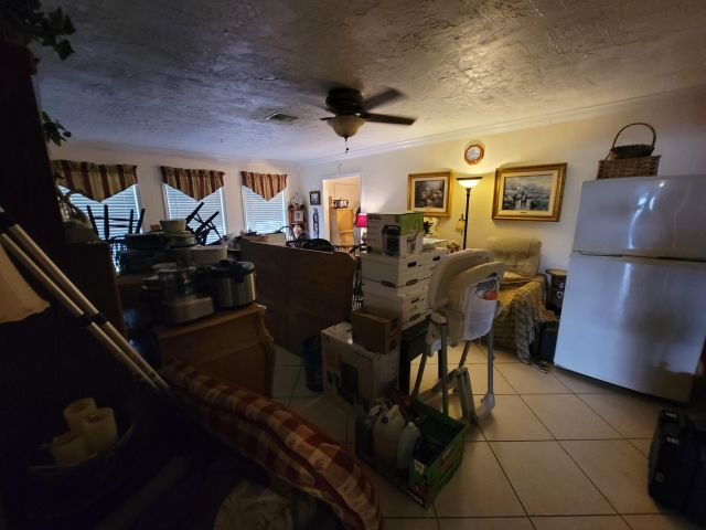 Продажа дома по адресу 370 SE 14th Ave Avenue - фото 6040678