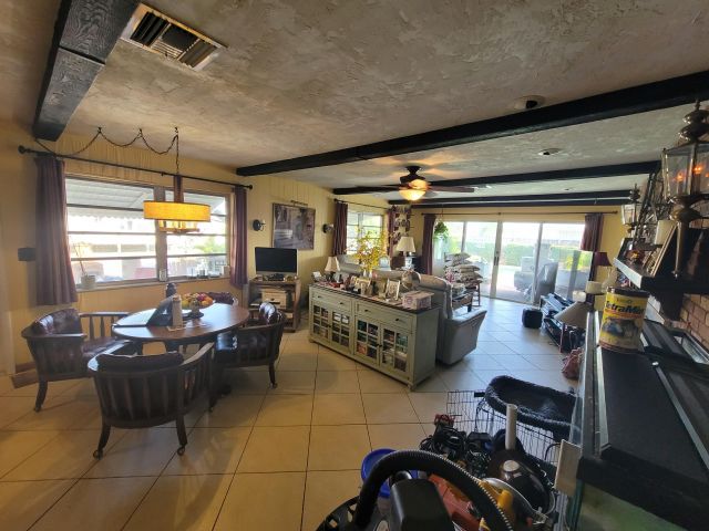 Продажа дома по адресу 370 SE 14th Ave Avenue - фото 6040686