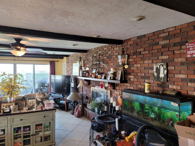 Продажа дома по адресу 370 SE 14th Ave Avenue - фото 6040687