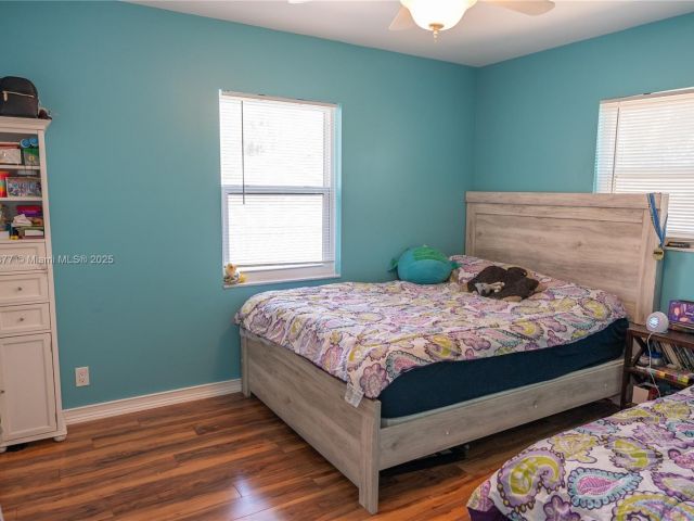 Продажа дома по адресу 19663 Hampton Dr - фото 6073669