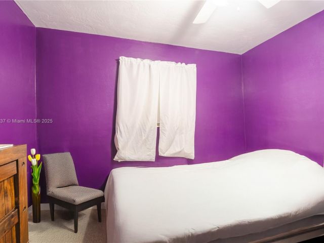 Продажа дома по адресу 3125 NW 205th St - фото 6099809