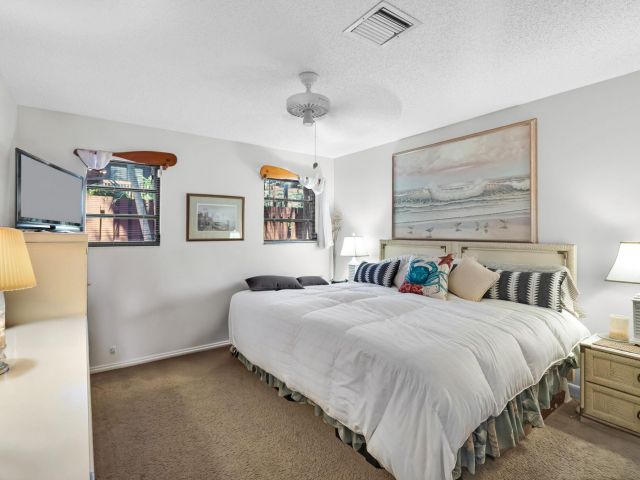 Продажа дома по адресу 840 SW 20th Street - фото 6059809