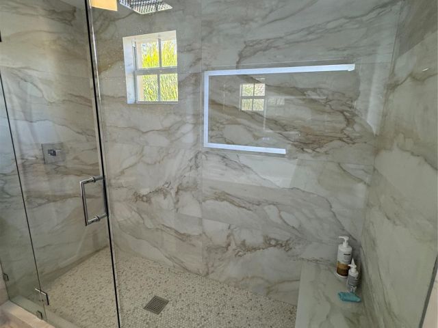 Дом в аренду по адресу 2710 NE 184th Ter - фото 6058548