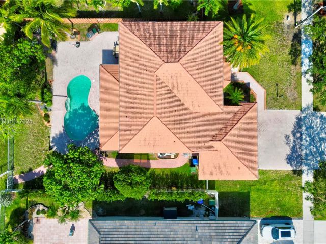 Продажа дома по адресу 16372 Segovia Cir N - фото 6078161