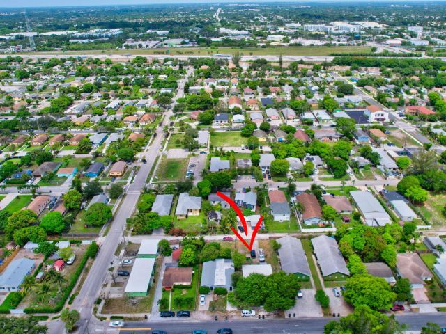 Продажа дома по адресу 134 SW 10th Avenue - фото 6058160