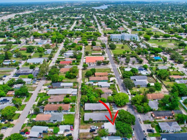 Продажа дома по адресу 134 SW 10th Avenue - фото 6058162