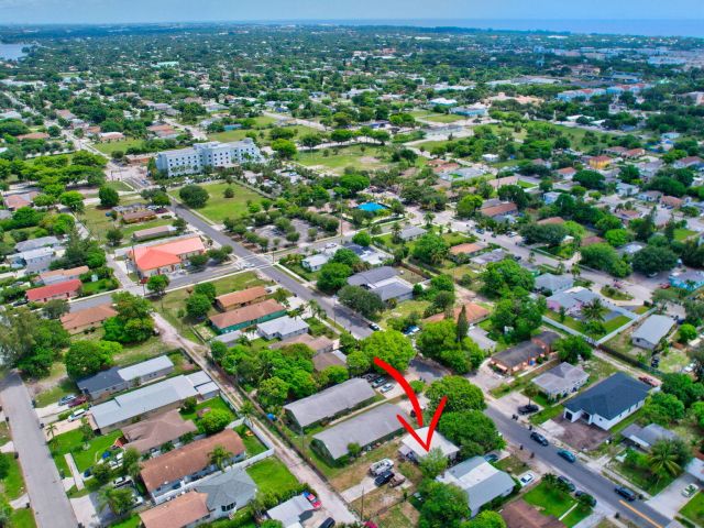 Продажа дома по адресу 134 SW 10th Avenue - фото 6058163