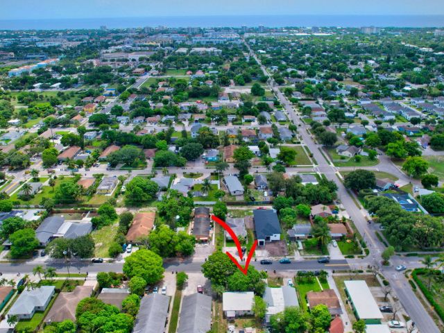 Продажа дома по адресу 134 SW 10th Avenue - фото 6058165