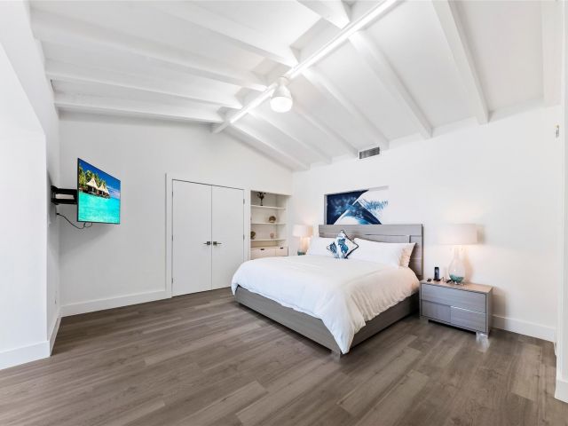 Дом в аренду по адресу 1663 N Fort Lauderdale Beach Blvd - фото 6043913