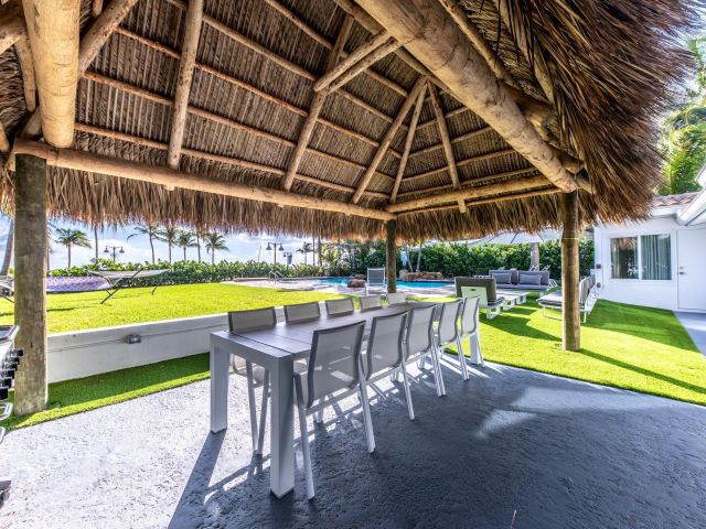 Дом в аренду по адресу 1663 N Fort Lauderdale Beach Blvd - фото 6043921