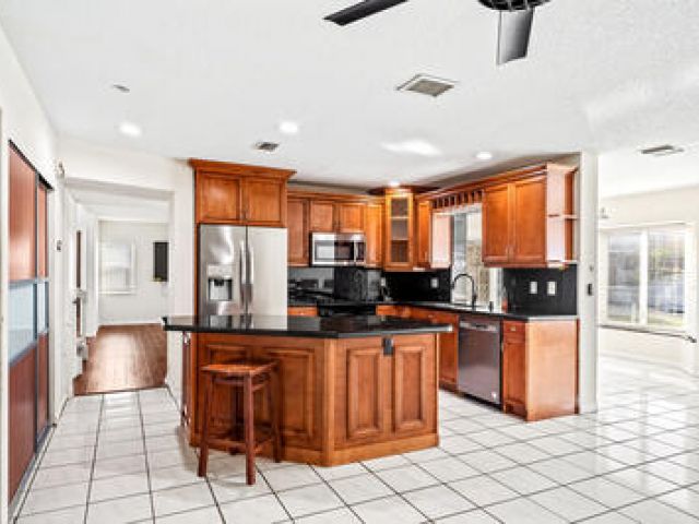 Продажа дома по адресу 10056 Country Brook Road - фото 6059661