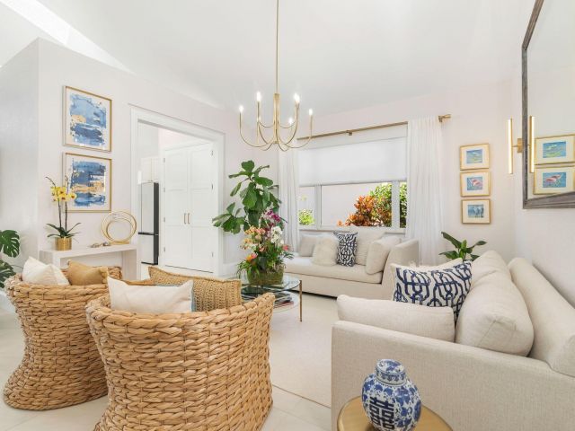 Продажа дома по адресу 8270 Bob O Link Drive - фото 6053203