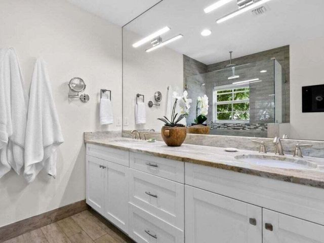 Дом в аренду по адресу 221 NW 18th Street - фото 6057862